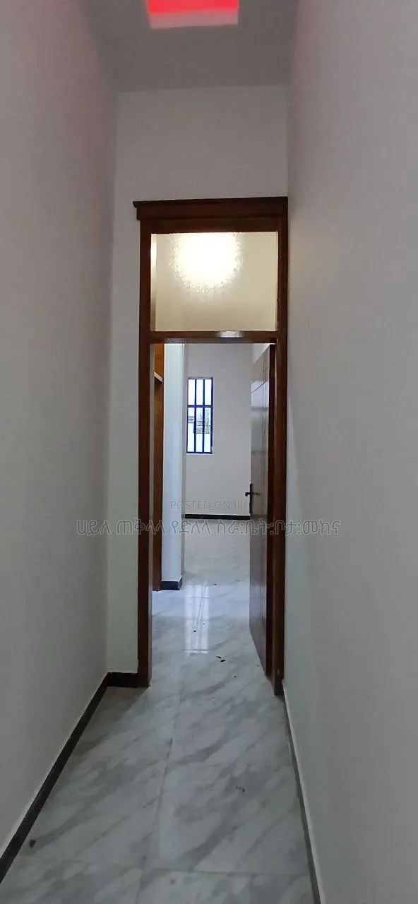 Furnished 5bdrm Villa in Legetafo Area, Oromia-Finfinne for sale
