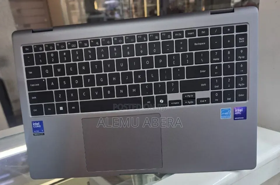 New Laptop Samsung NP-X360 16GB Intel Core Ultra 7 SSD 512GB