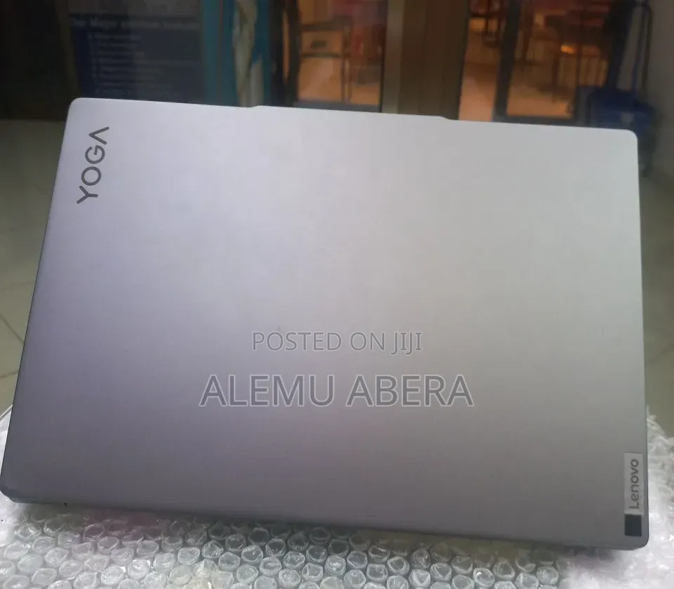 New Laptop Lenovo 32GB AMD Ryzen 7 SSD 1T