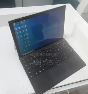 New Laptop Microsoft Surface Pro 8 8GB Intel Core i5 SSD 256GB