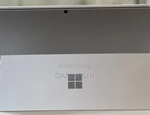 New Laptop Microsoft Surface Pro 8 16GB Intel Core i5 SSD 256GB