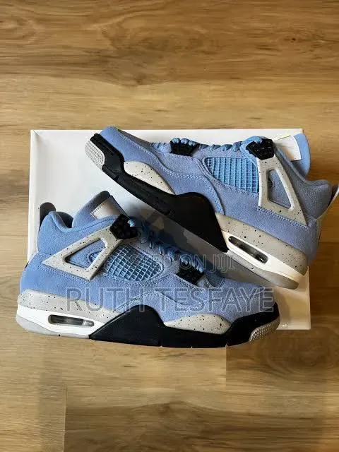 Jordan 4 University Blue