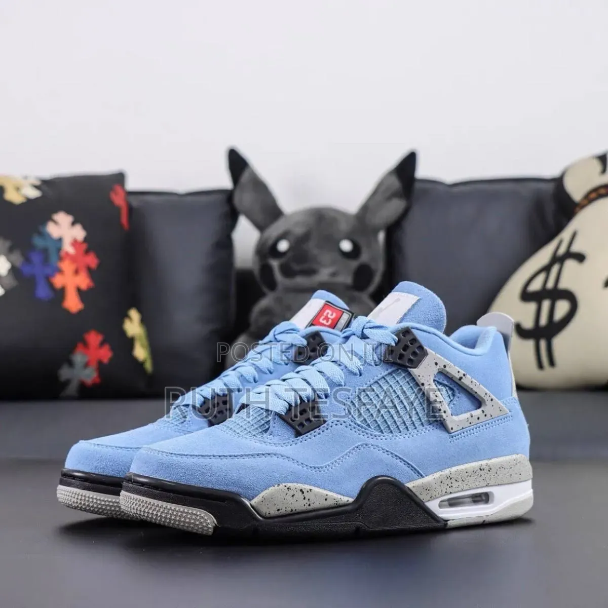 Jordan 4 University Blue