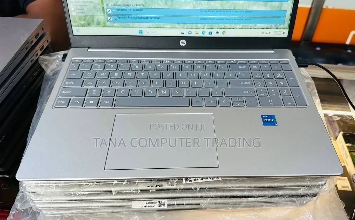 New Laptop HP Stream Notebook 16GB Intel Core i7 SSD 1T
