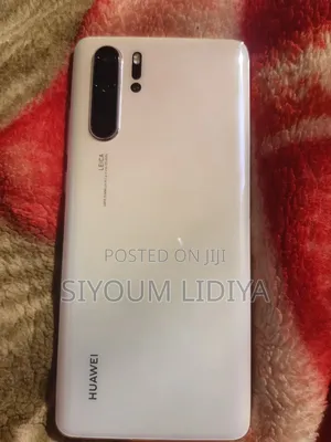 EL D68 32 GB White