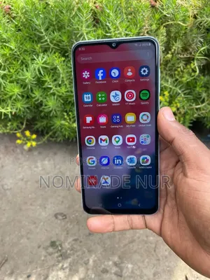 New Samsung Galaxy A13 64 GB Blue