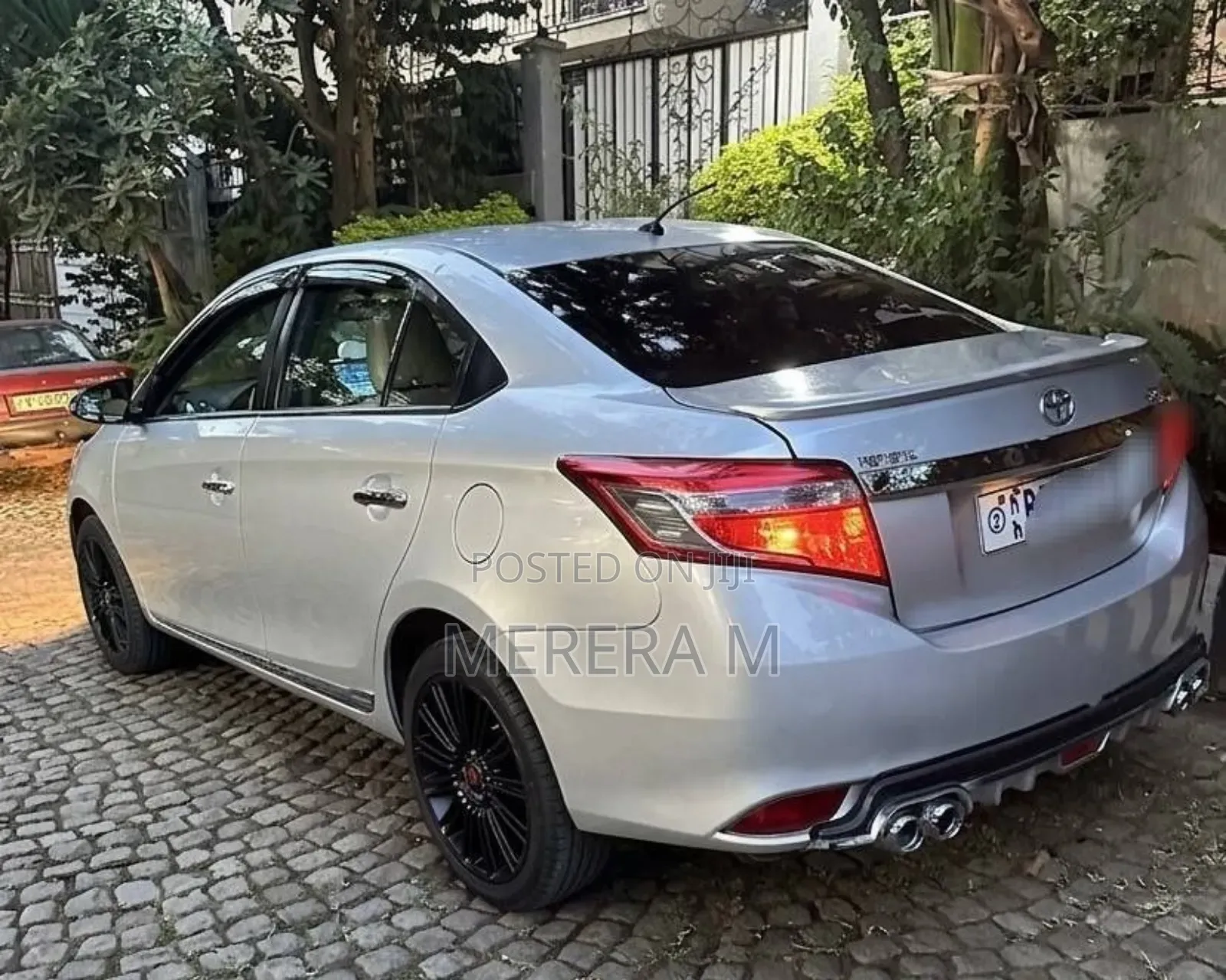 Toyota Yaris 2013 Silver