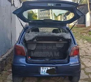 Toyota Vitz 2002