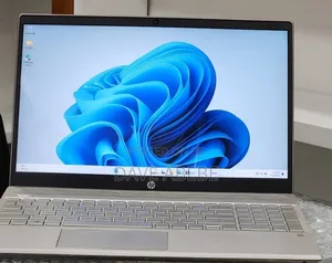 New Laptop HP Pavilion 15 8GB Intel Core i5 SSD 512GB