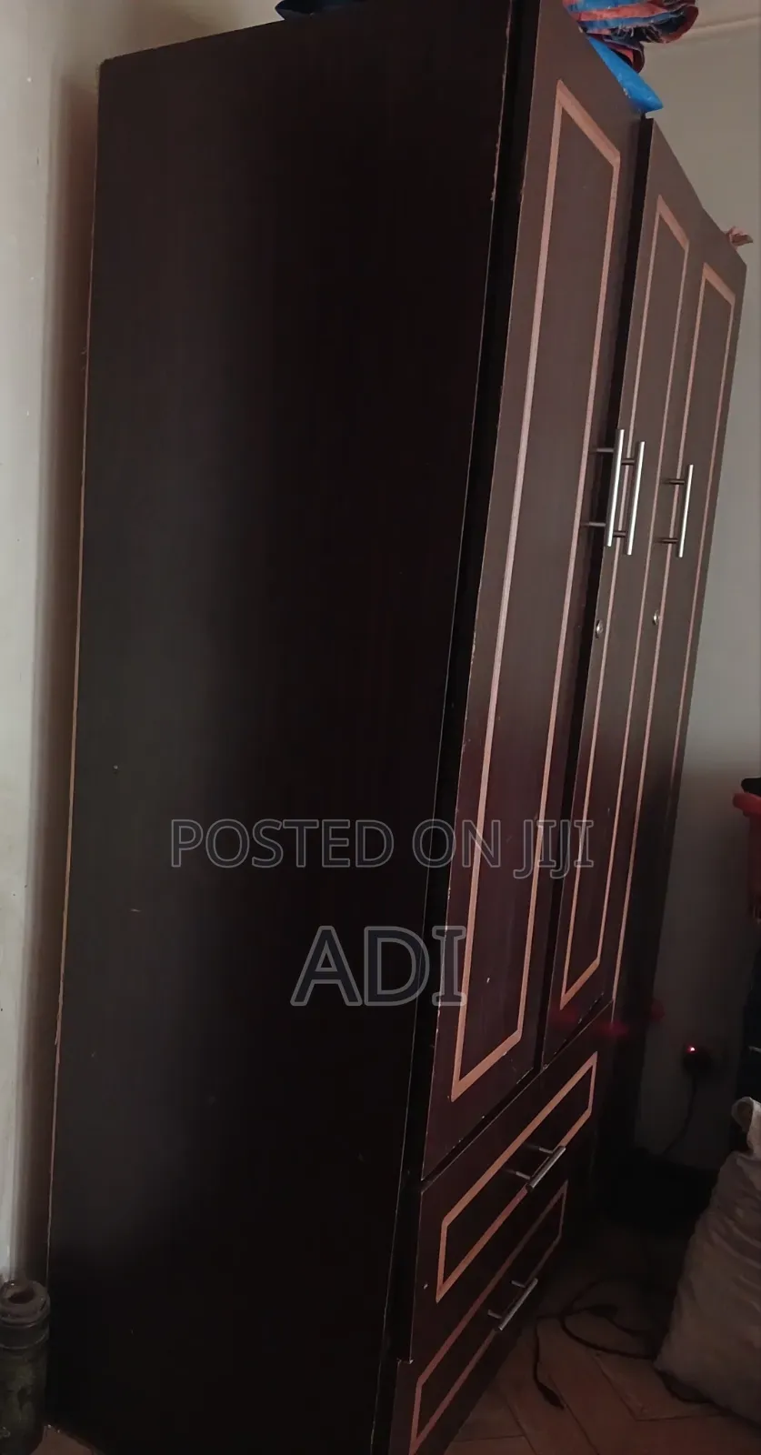 ቁምሳጥን /Closet
