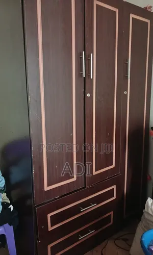 ቁምሳጥን /Closet