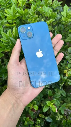 New Apple iPhone 13 128 GB Blue