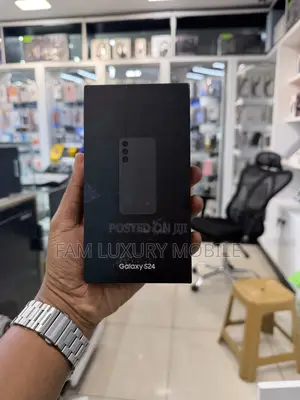 New Samsung Galaxy S24 128 GB Black