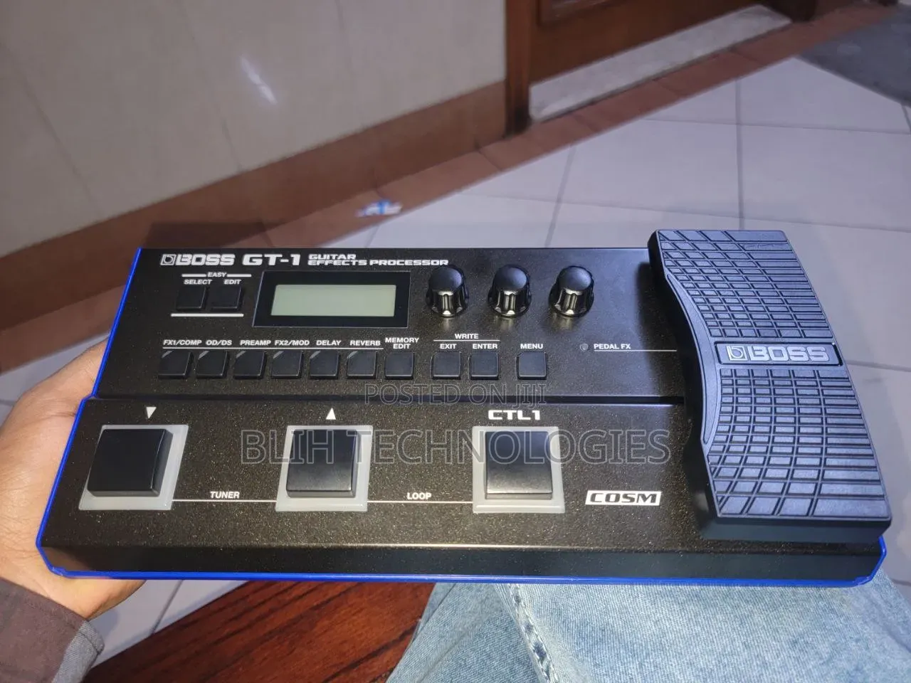 Boss Gt-1 Guitar Effects Pedal
