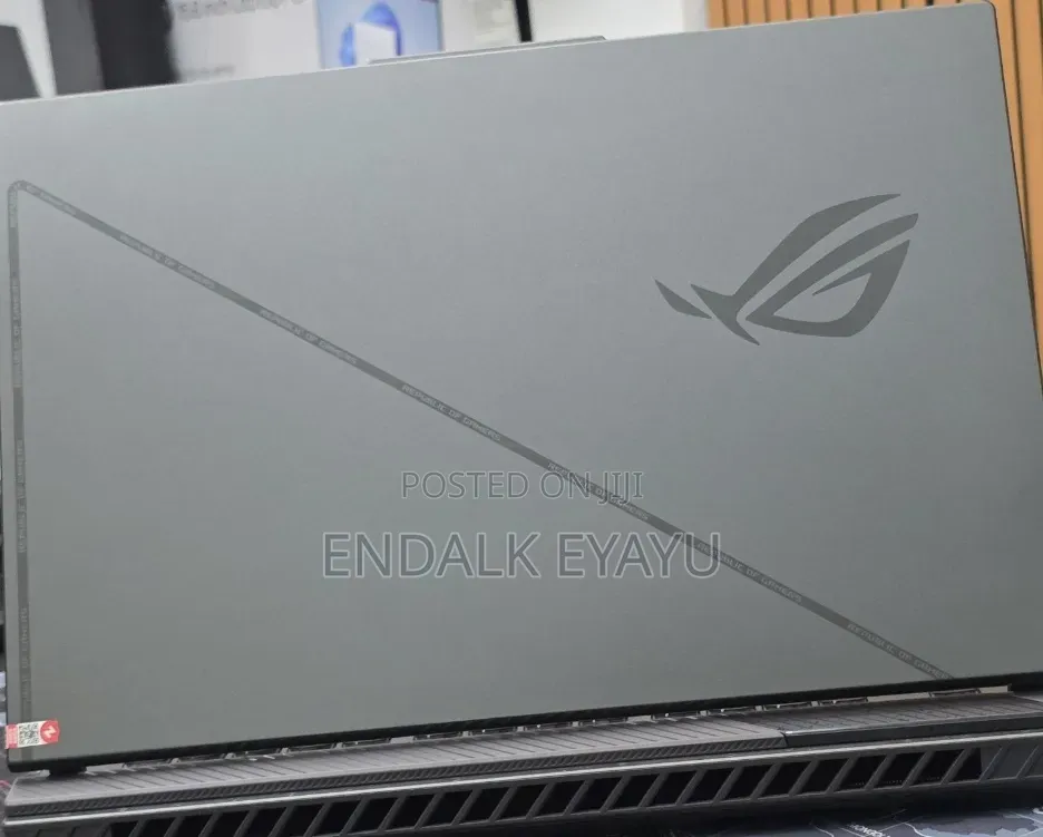 New Laptop Asus ROG Strix G16 G614 16GB Intel Core i9 SSD 1T