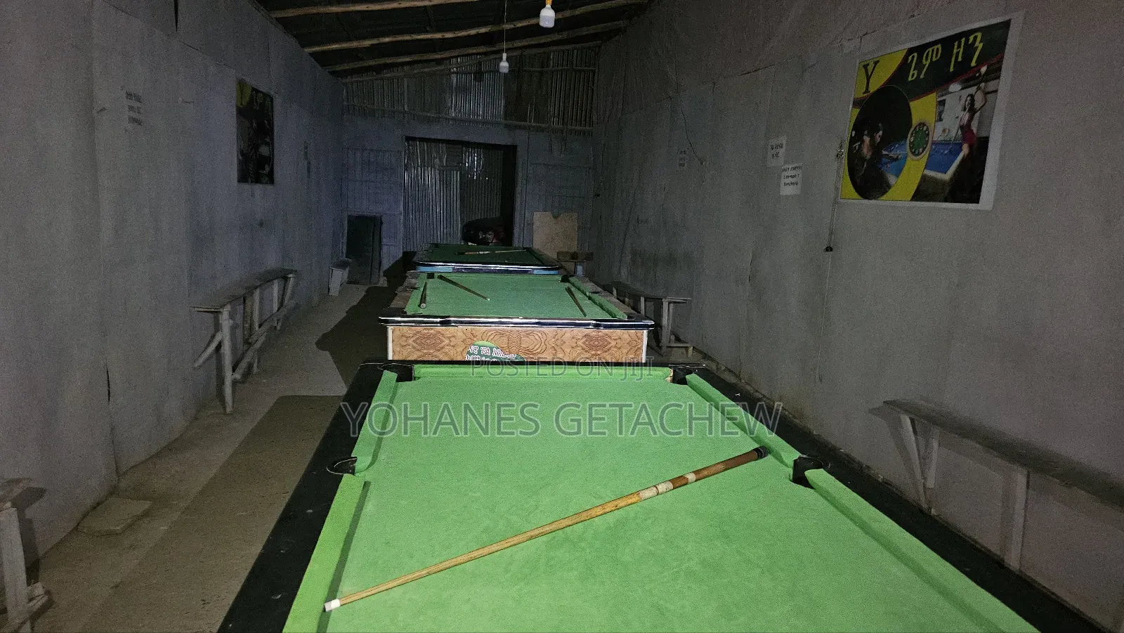 3 Pool Table ጥሩ ይዞታ ላይ ያሉ