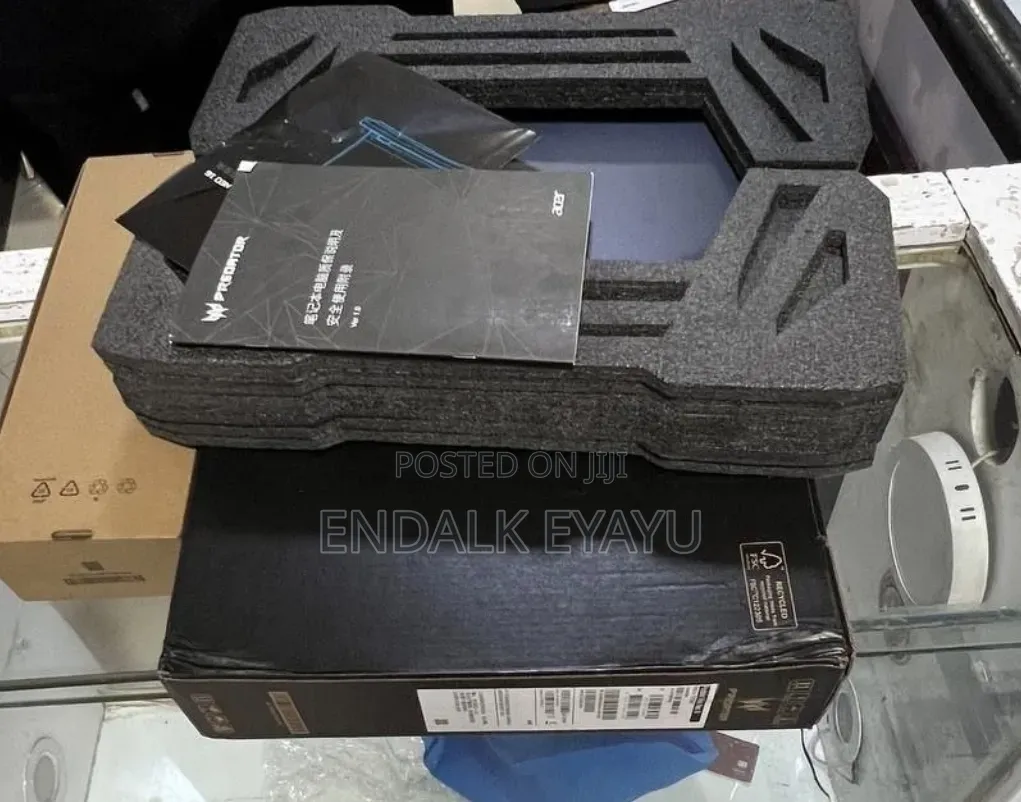 New Laptop Acer Predator Helios Neo 16 16GB Intel Core i9 SSD 1T