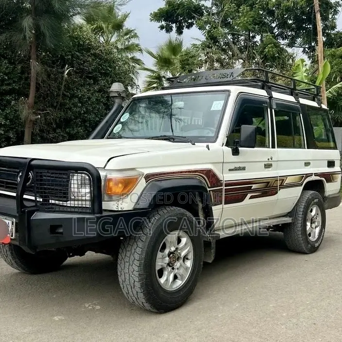 Toyota Land Cruiser 2014 White