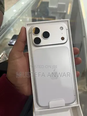 New Apple iPhone 17 Pro Max 256 GB Silver