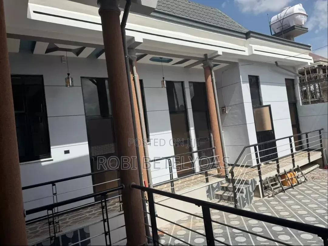 Furnished 6bdrm Villa in Villa, East Shewa for sale