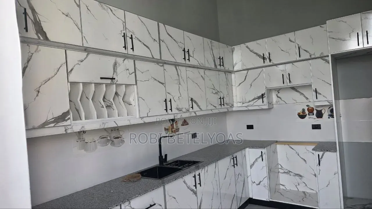Furnished 6bdrm Villa in Villa, East Shewa for sale
