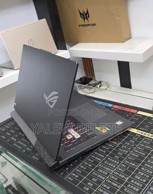 New Laptop Asus ROG Strix G17 16GB AMD Ryzen 9 SSD 1T