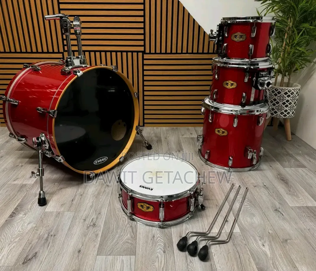 Pearl Vision Drum Set