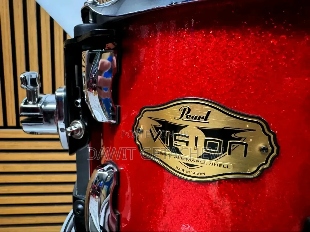 Pearl Vision Drum Set