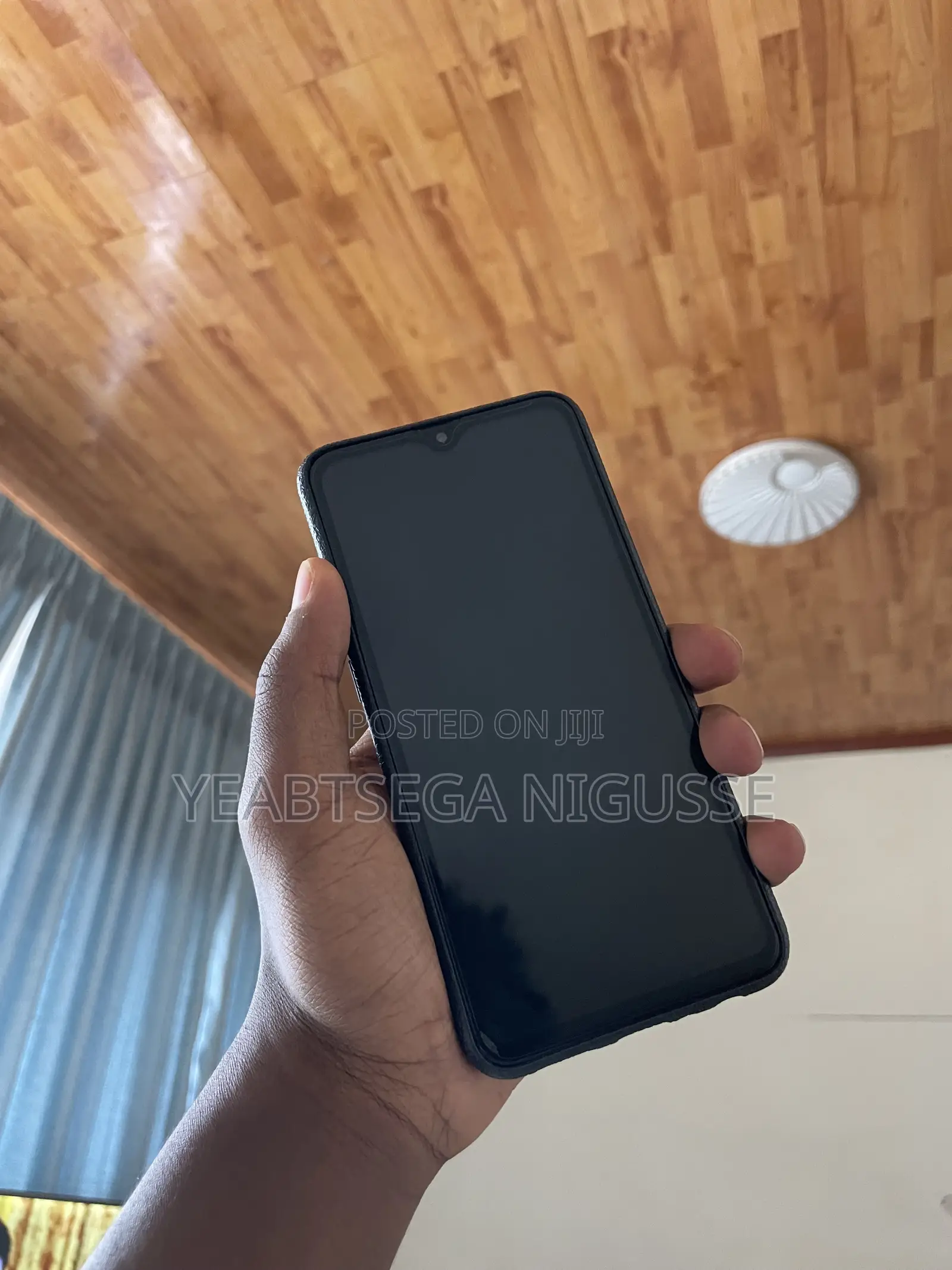 Samsung A10 32 GB Black