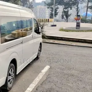 Toyota HiAce 2020 White