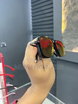 3 in 1 Magnetic Clip-on Glasses (Black Frame)