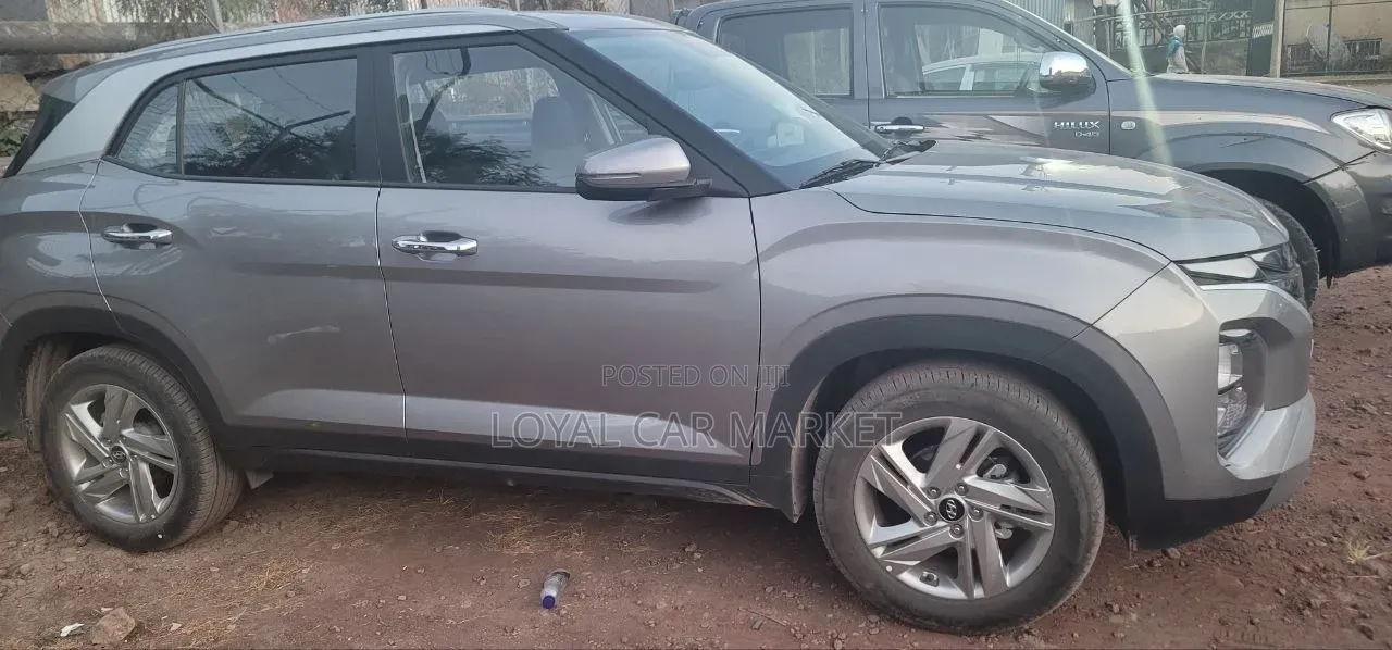 Hyundai Creta 2023 Silver