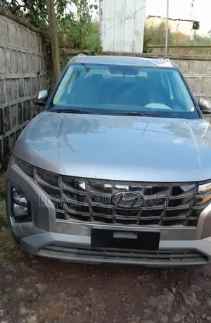 Hyundai Creta 2023 Silver