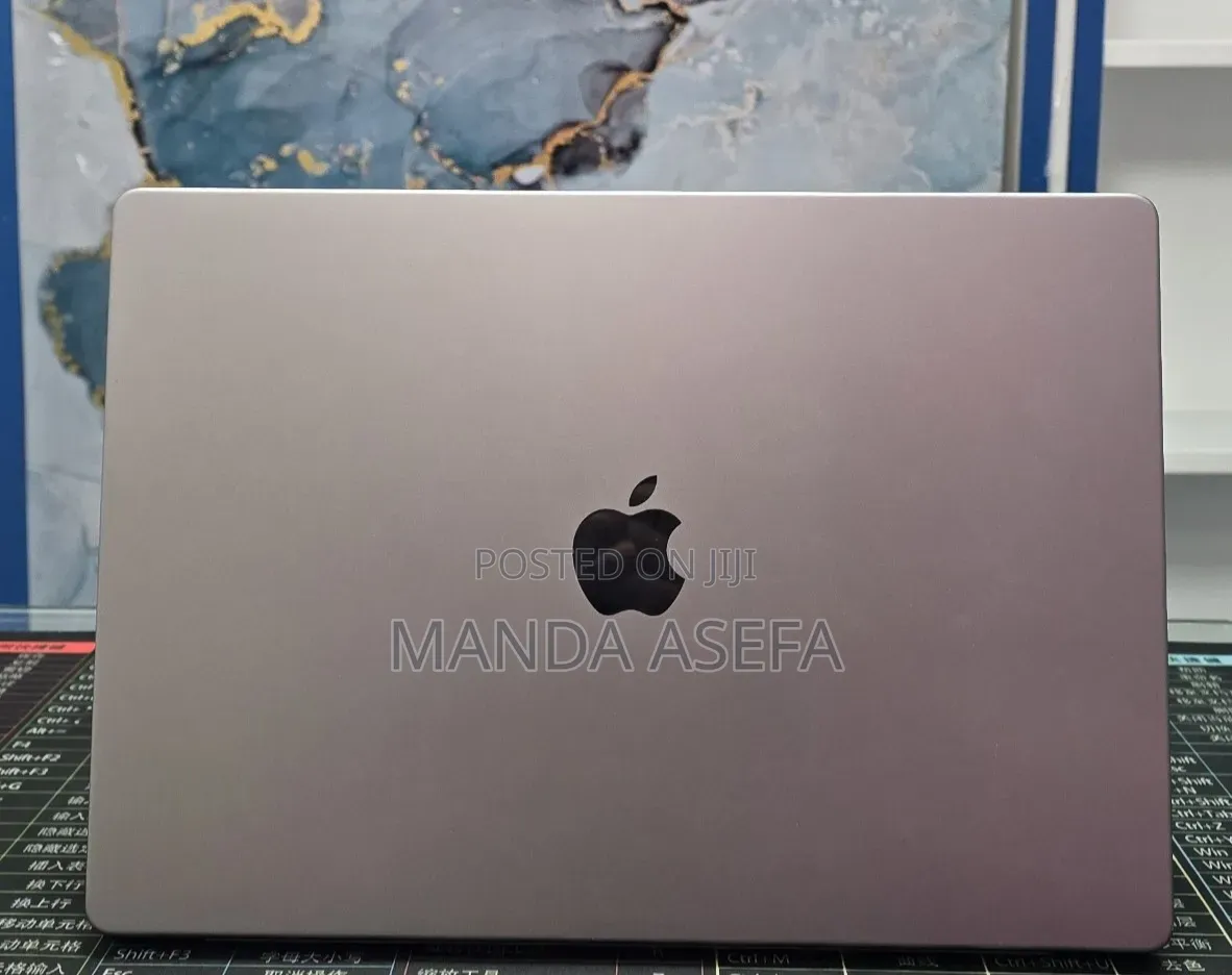 New Laptop Apple MacBook Pro 2021 M1 32GB Apple M1 Pro SSD 512GB