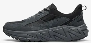 Trail/Lifestyle Sneaker