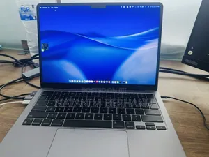 Laptop Apple MacBook Air 2022 M2 8GB Apple M2 SSD 256GB