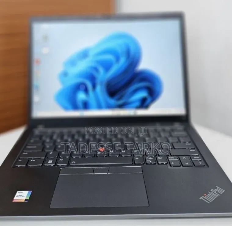 New Laptop Lenovo ThinkPad T14s Gen 2 16GB Intel Core i7 SSD 512GB