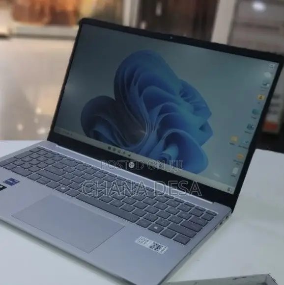 New Laptop HP 16GB Intel Core i7 SSD 1T