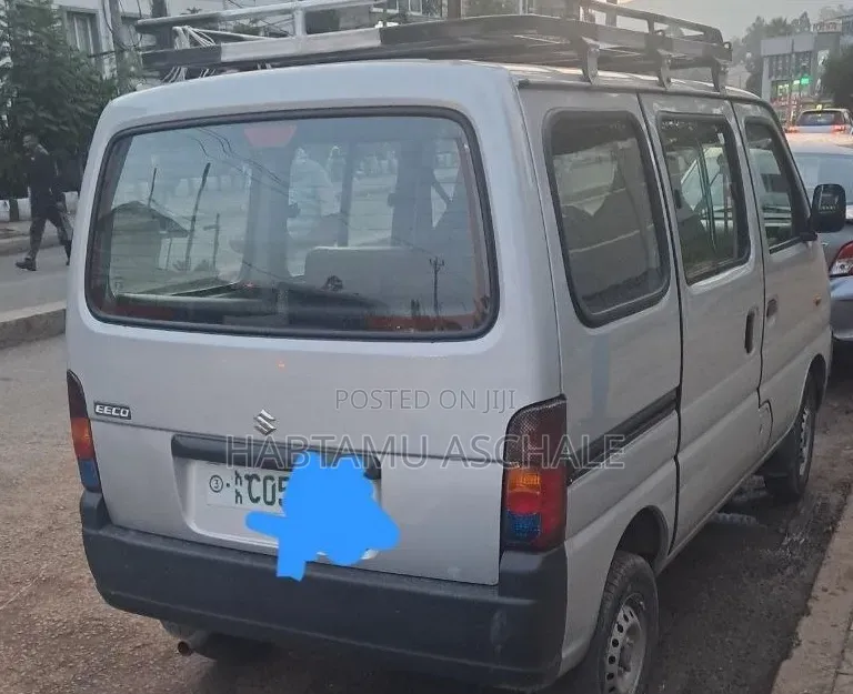 Suzuki Eeco 2025