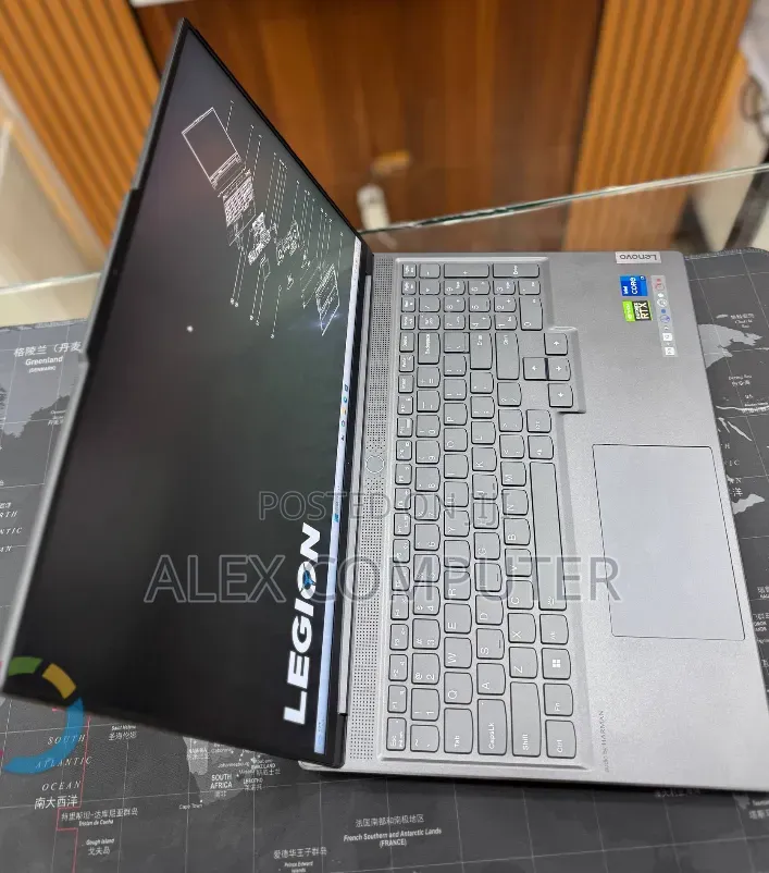 New Laptop Lenovo 16GB Intel Core i7 SSD 512GB