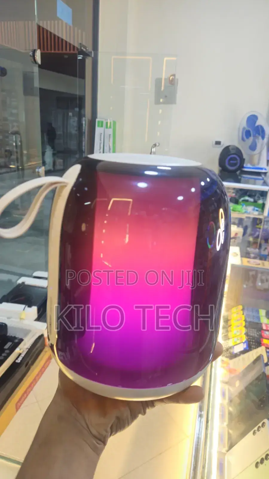 Moxom Wireless Speaker!