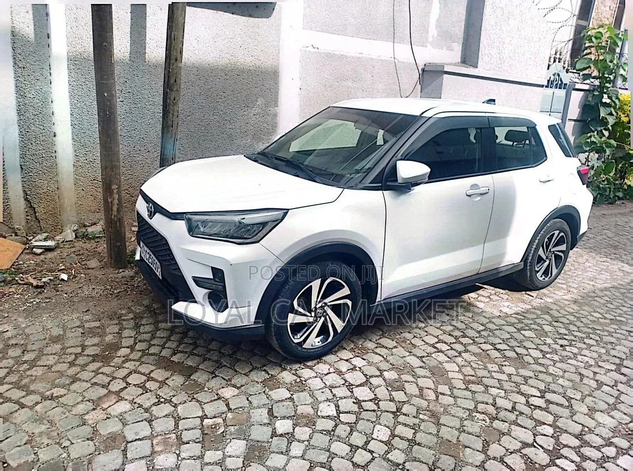 Toyota Raize 2023 White