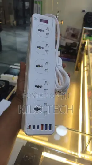 Sanen 2500w Universal Power Socket