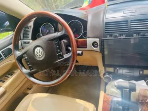 Volkswagen Touareg 2009 Blue