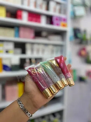 Victoria Lip Gloss