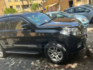 Toyota Land Cruiser Prado 2013 Black