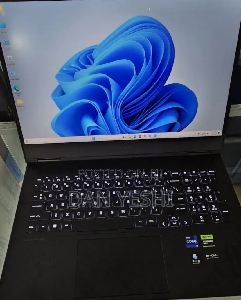New Laptop HP Omen 16 16GB Intel Core i9 SSD 1T