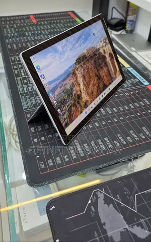New Laptop Microsoft Surface Pro 7+ 16GB Intel Core i7 SSD 512GB