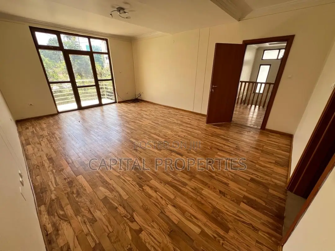 7bdrm House in Bole for rent
