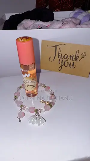 Lipgloss With Bracelet